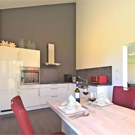 Apartment Near The Forest *